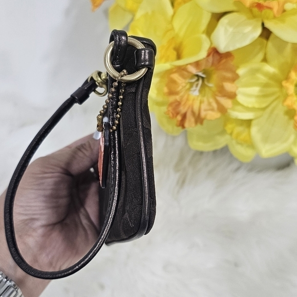 Coach wristlet brown - Picture 5 of 10